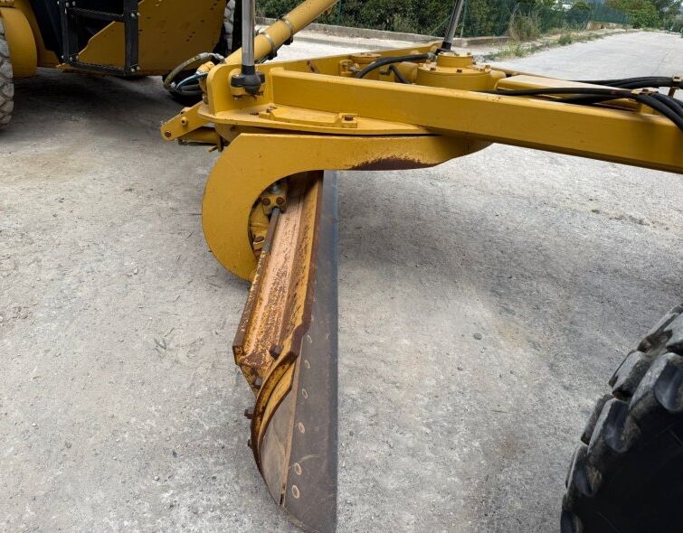 CATERPILLAR  140M3 ***MATRICULADA***